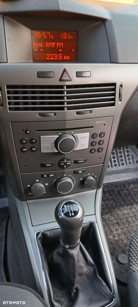 Opel Astra - 9