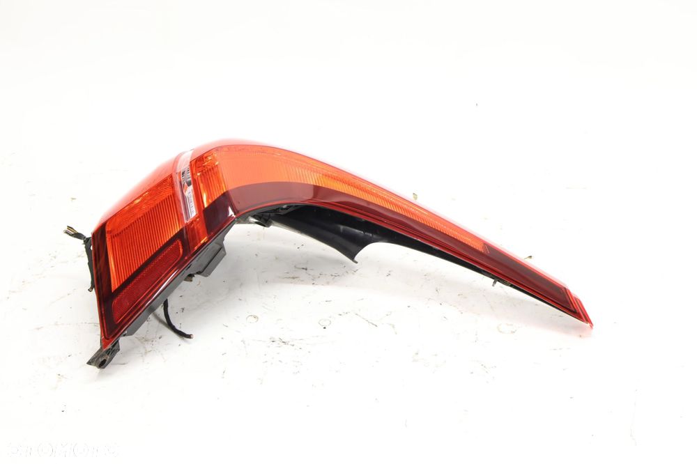 Volvo XC60 II lampa tył prawa 32228915 - 3