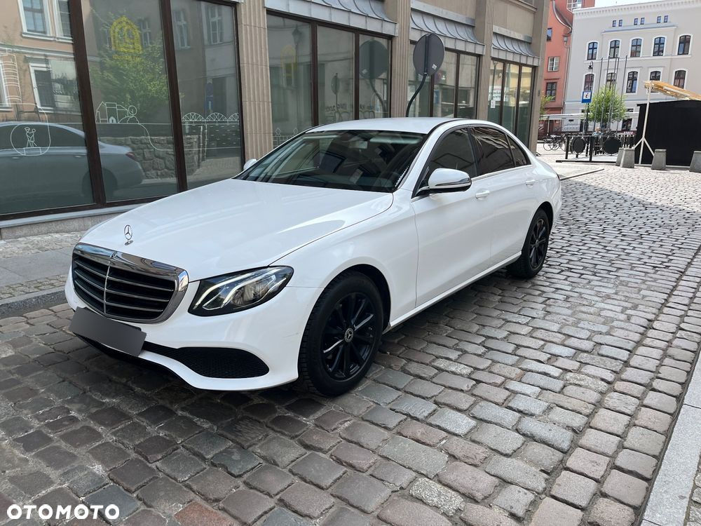 Mercedes-Benz Klasa E 200 d 9G-TRONIC - 10