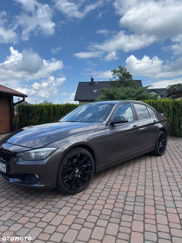 BMW Seria 3 - 1