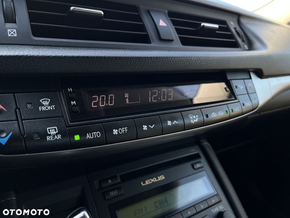 Lexus CT 200h Comfort - 29