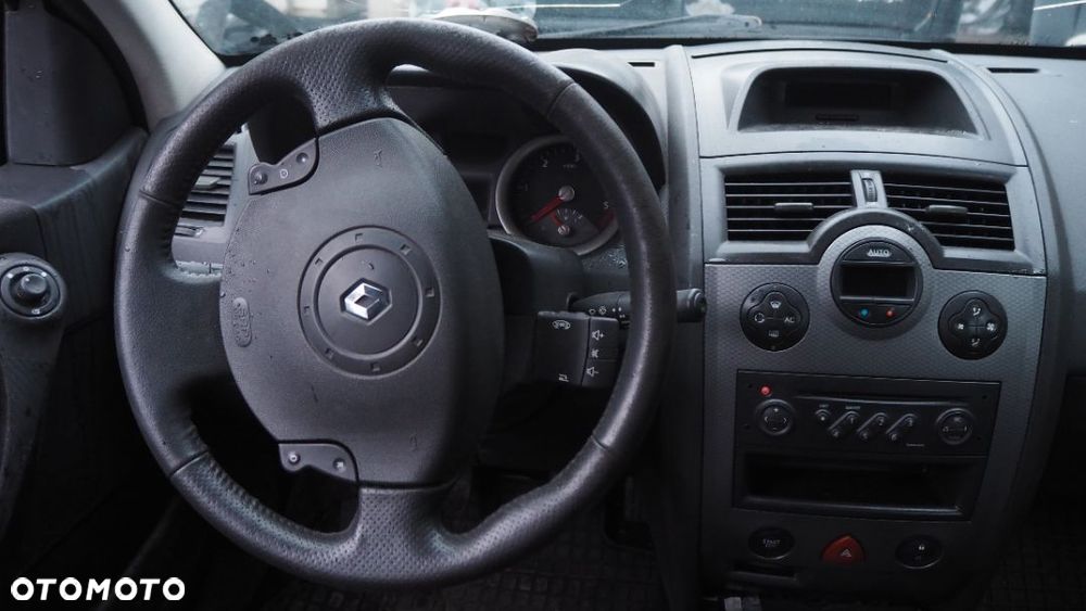 Konsola Pulpit Deska Airbagi Renault Megane II - 2