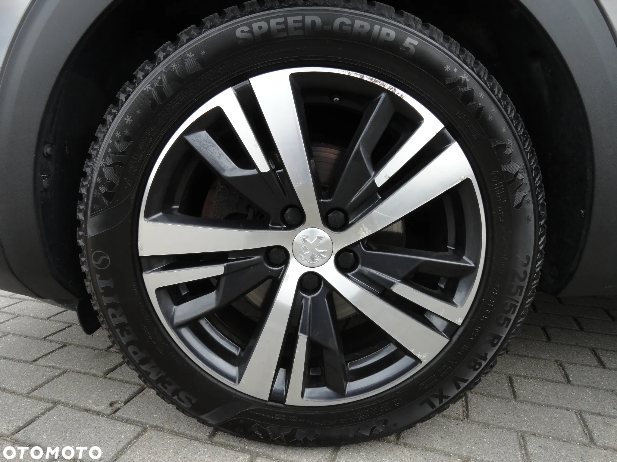 Peugeot 3008 1.5 BlueHDi GT S&S EAT8 - 26