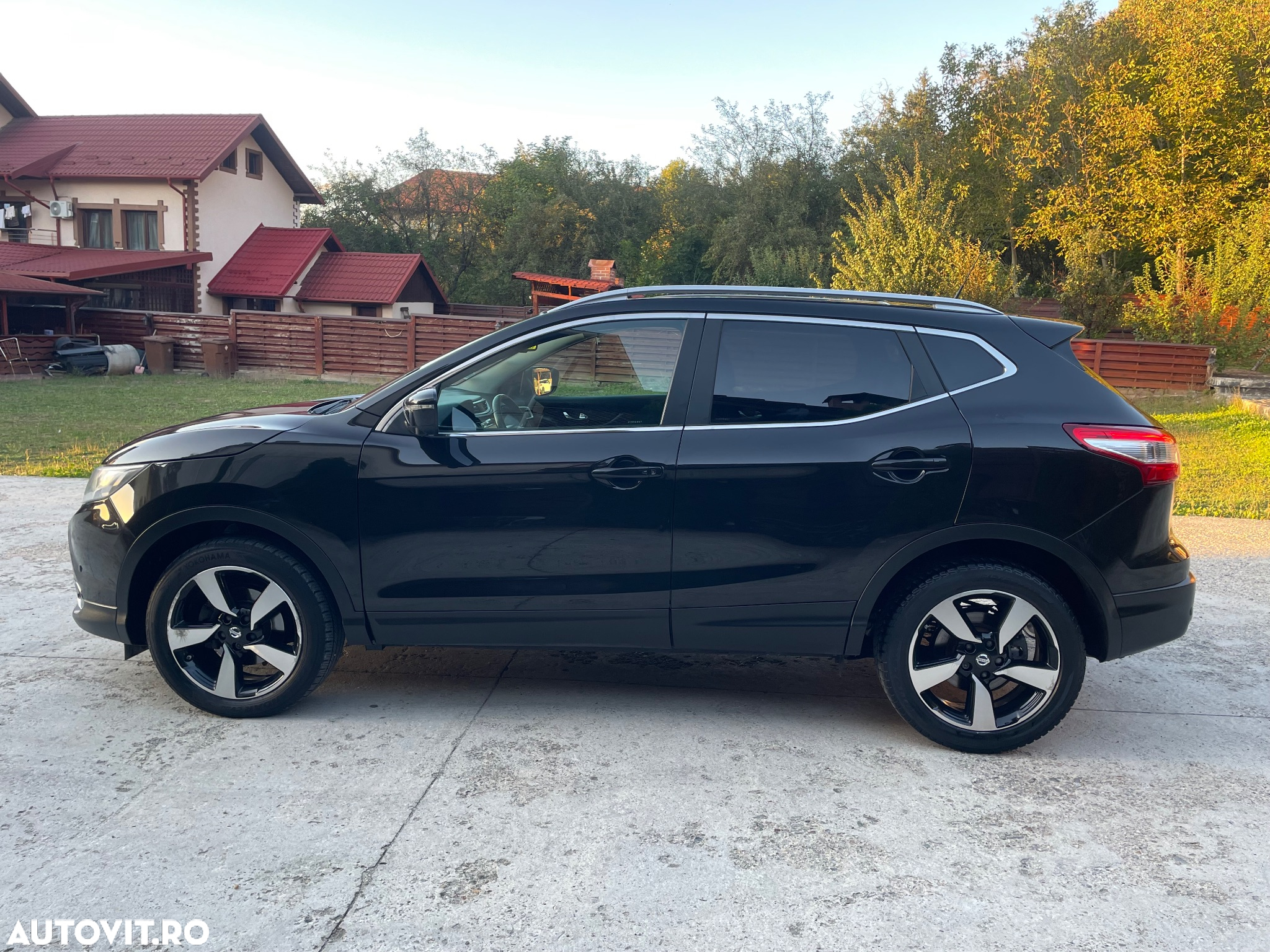 Nissan Qashqai 1.6 DCI Start/Stop X-TRONIC Tekna - 10