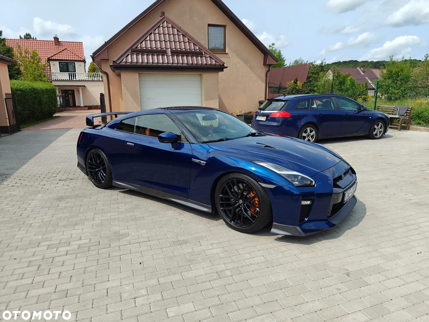 Nissan GT-R Prestige Edition - 5