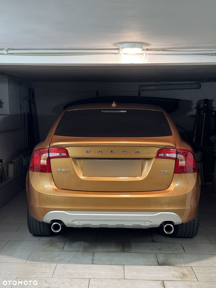 Volvo S60 D5 Summum - 12