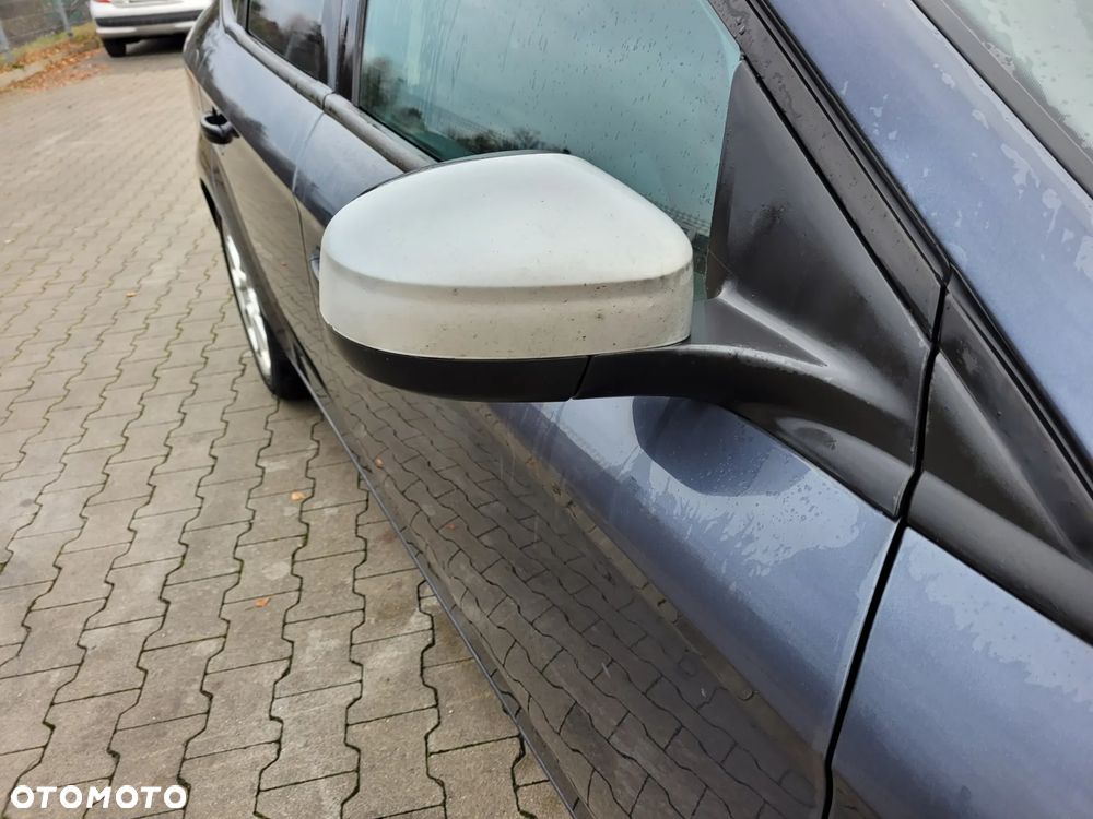 Ford Mondeo 1.8 TDCi Silver X - 24