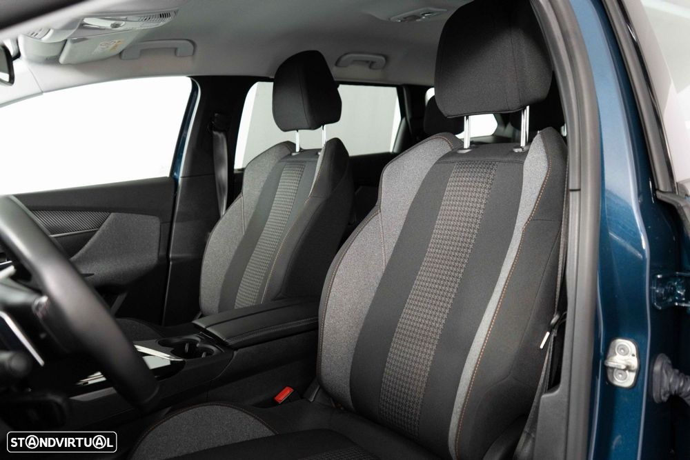 Peugeot 5008 1.2 PureTech Allure Pack EAT8 - 8