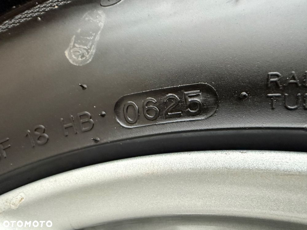 Ford Kuga 1.5 EcoBoost 2x4 Cool & Connect - 25