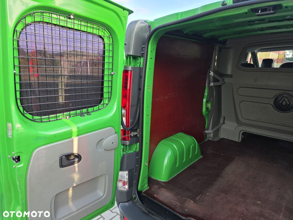 Renault Trafic - 12