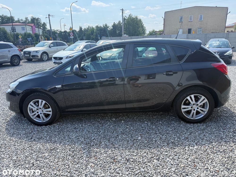 Opel Astra 1.4 T Cosmo - 28