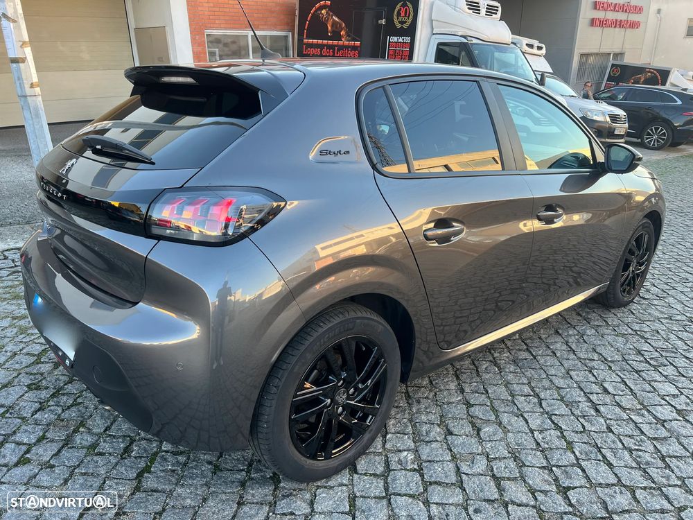 Peugeot 208 PureTech 100 Style - 21