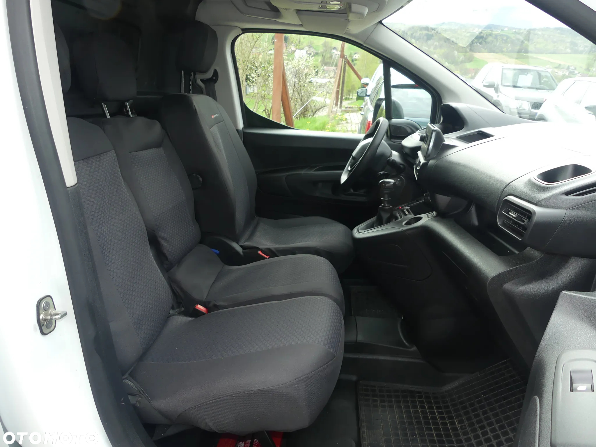 Peugeot Partner - 11