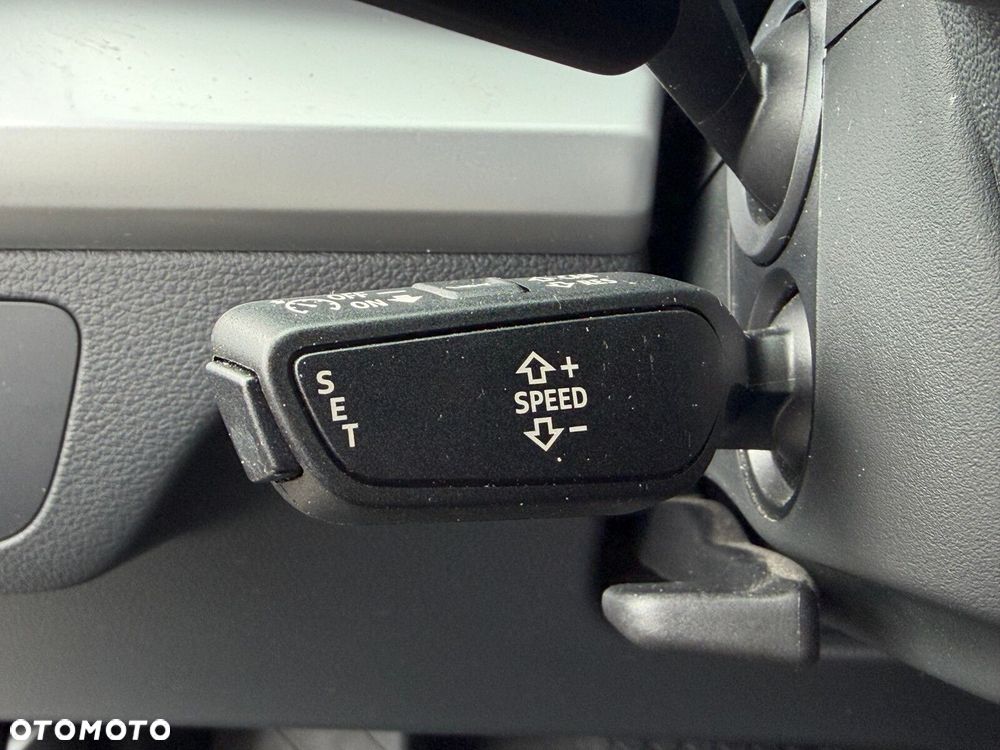 Audi Q5 Sportback - 16