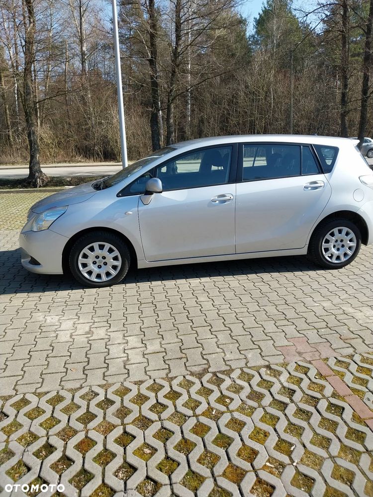 Toyota Verso 2.0 D-4D Sol plus - 12