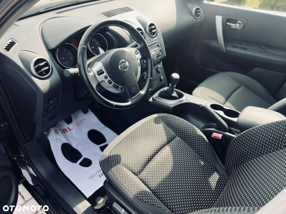 Nissan Qashqai 2.0 dCi DPF acenta - 14