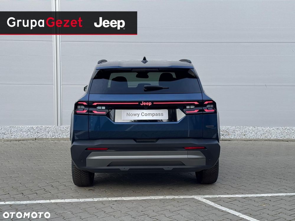 Jeep Compass - 4