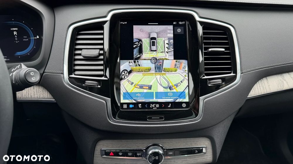 Volvo XC 90 - 23