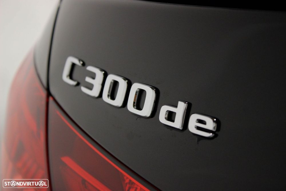Mercedes-Benz C 300 de AMG Line - 10