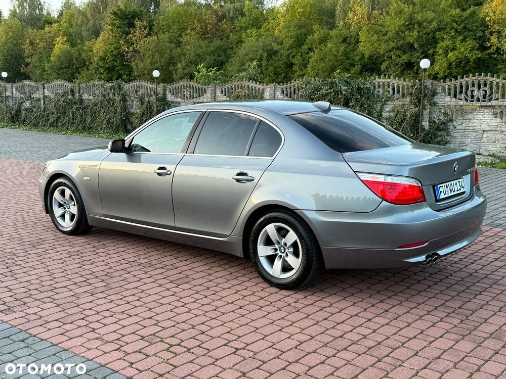 BMW Seria 5 525d Edition Lifestyle - 8