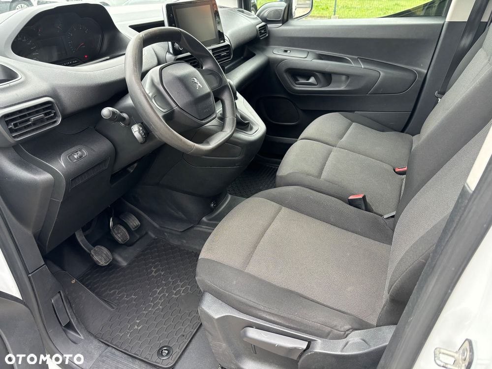 Peugeot Partner - 8