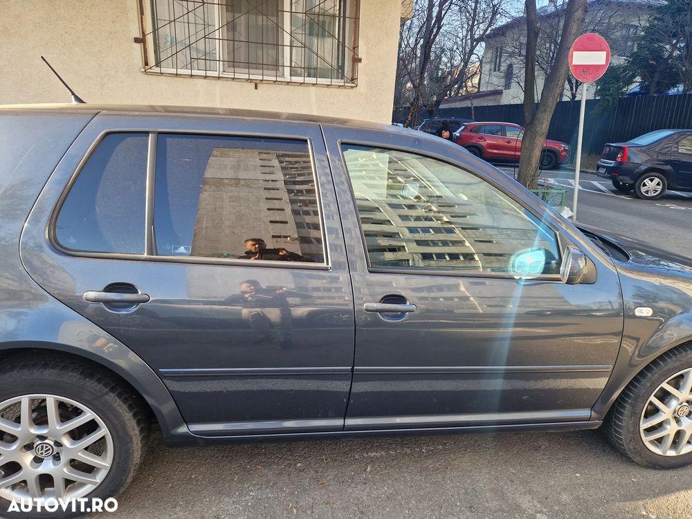 Volkswagen Golf 1.6 Trendline - 3