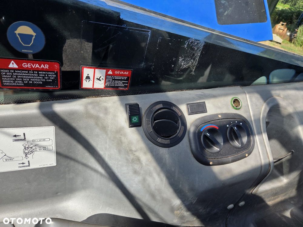 New Holland LM 5060 - 26