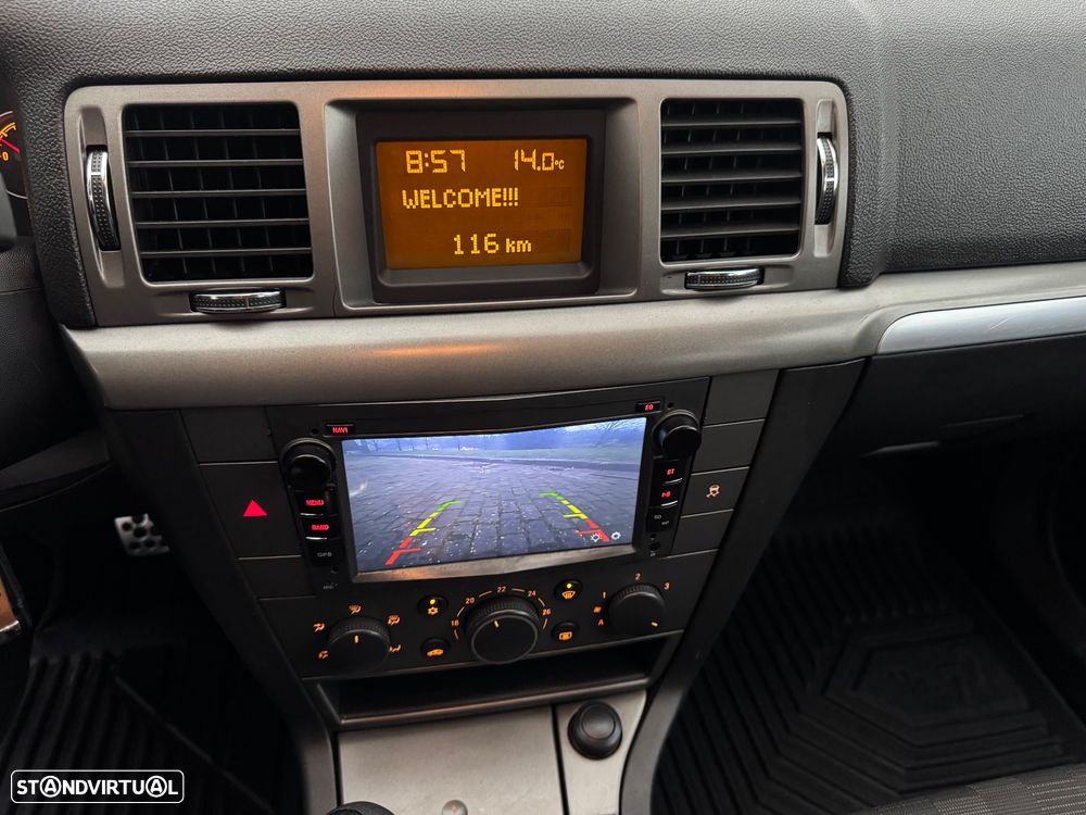 Opel Vectra 1.9 CDTI DPF Sport/GTS - 21