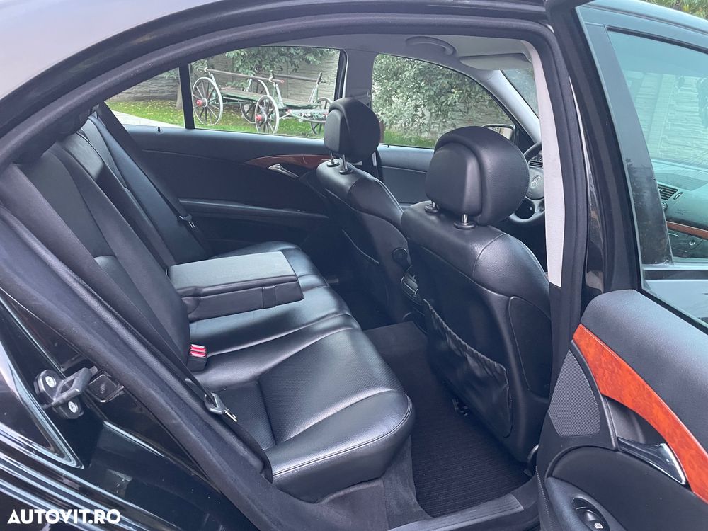 Mercedes-Benz E - 18