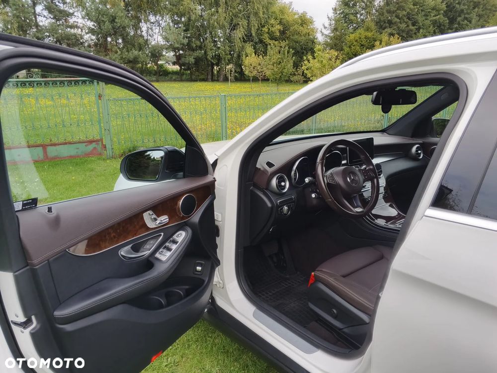 Mercedes-Benz GLC 250 4-Matic - 8
