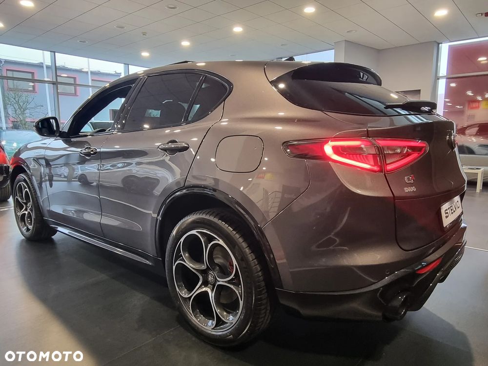 Alfa Romeo Stelvio 2.0 Turbo Veloce Q4 - 5