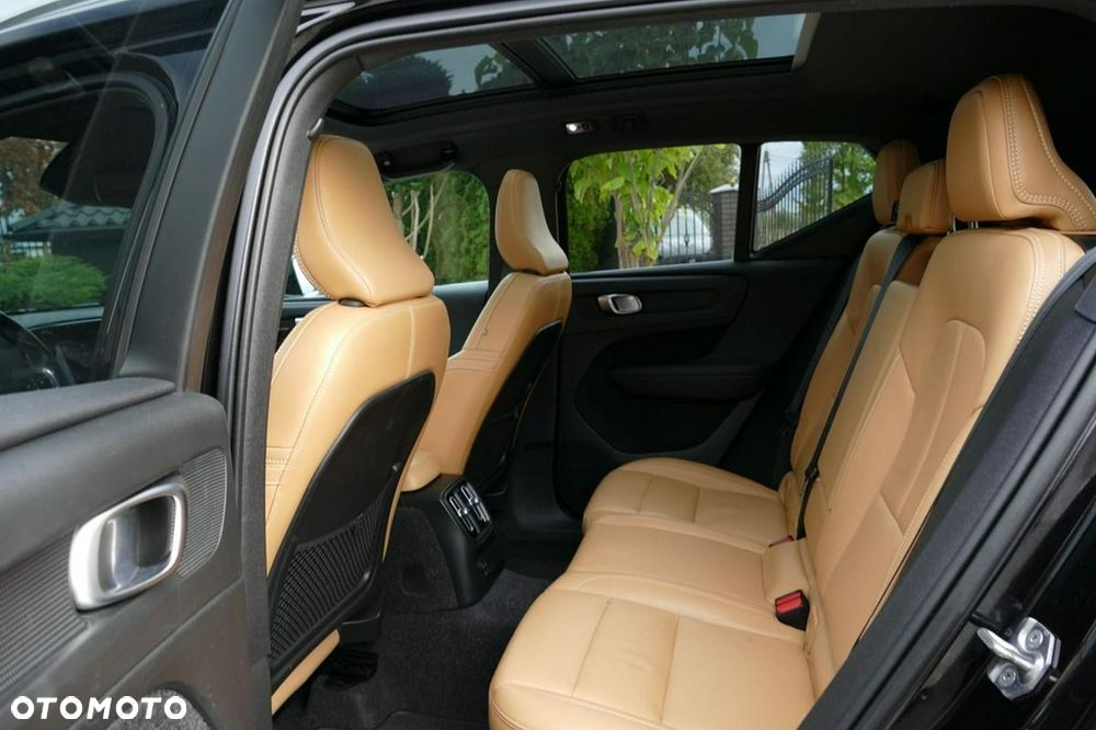 Volvo XC 40 T5 Recharge DKG Inscription Expression - 34