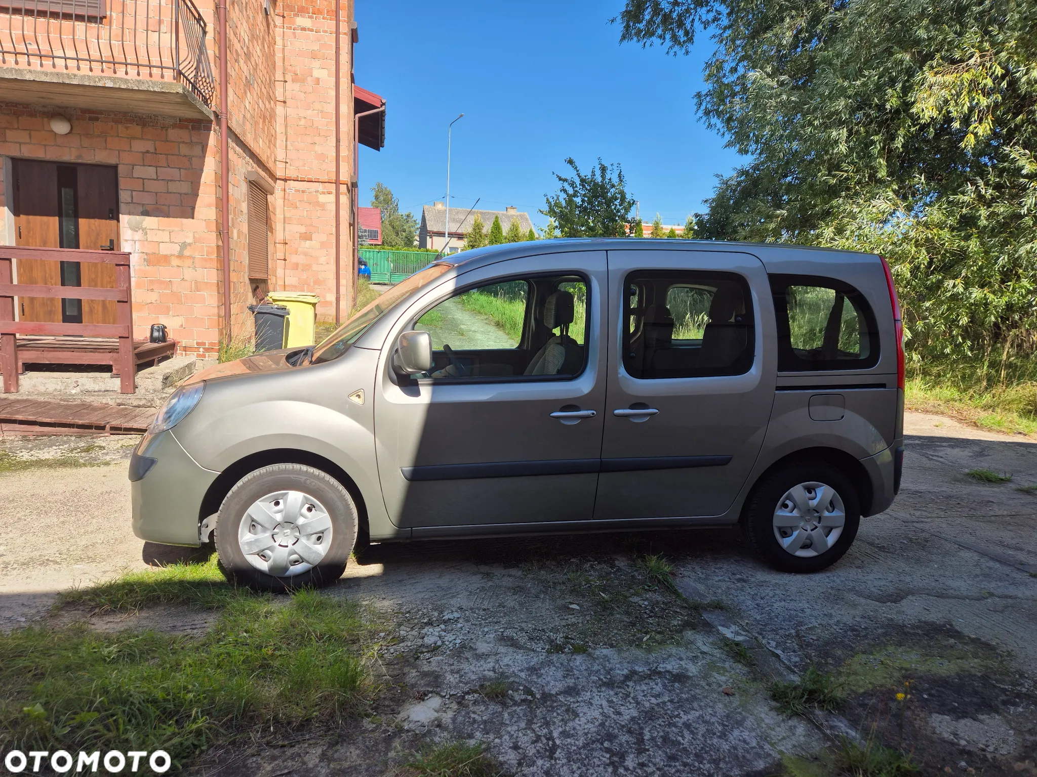 Renault Kangoo 1.6 16V Helios2 - 13