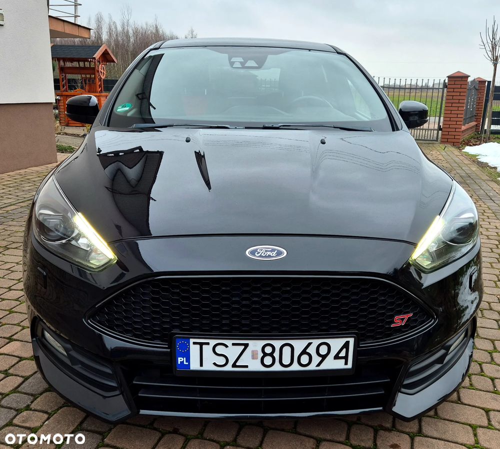 Ford Focus 2.0 TDCi ST - 21