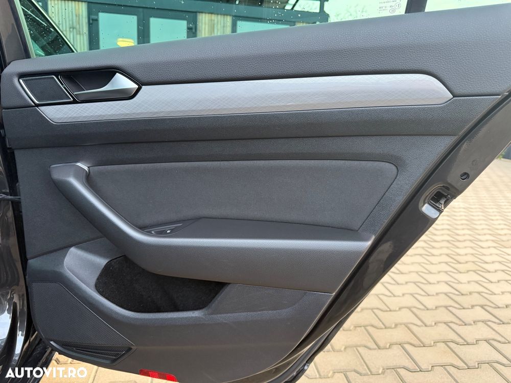 Volkswagen Passat 1.5 TSI OPF DSG Business - 13