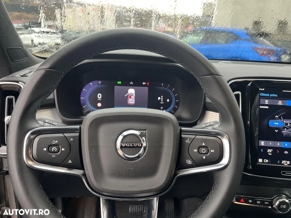 Volvo XC 40 B3 AT FWD MHEV Core - 10