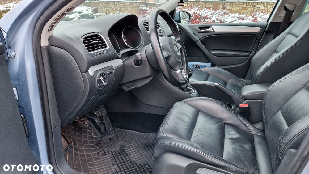 Volkswagen Golf 1.4 TSI Highline - 28