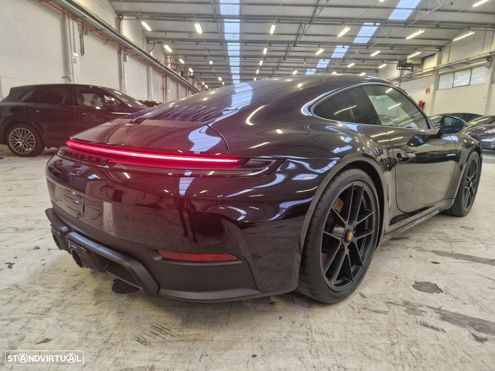 Porsche 911 (992) Carrera GTS - 18
