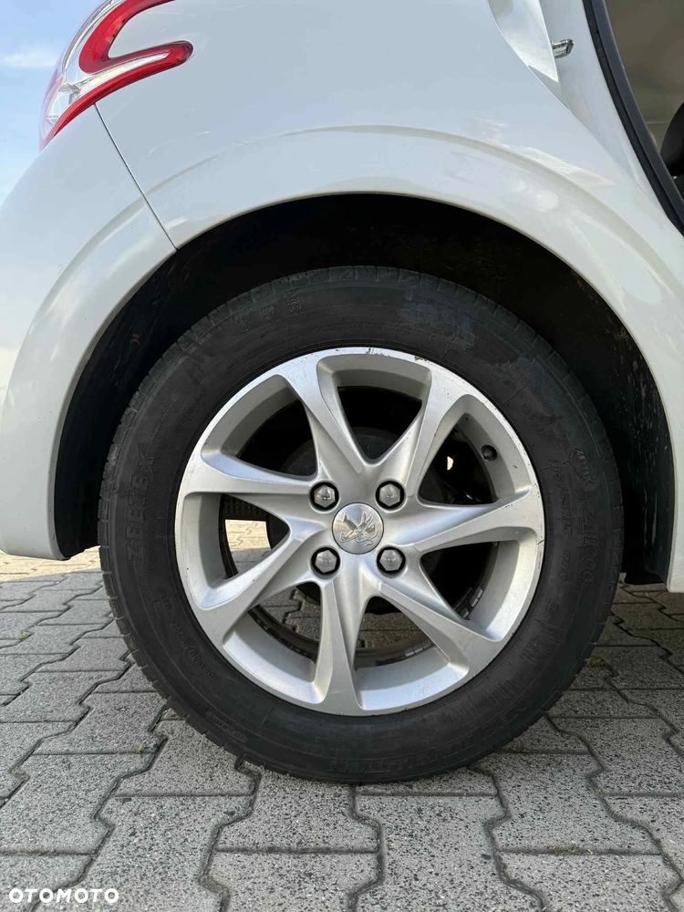 Peugeot 208 1.2 VTi Active - 12