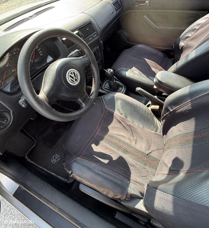 VW Golf 1.9 TDi 4M Highline - 2