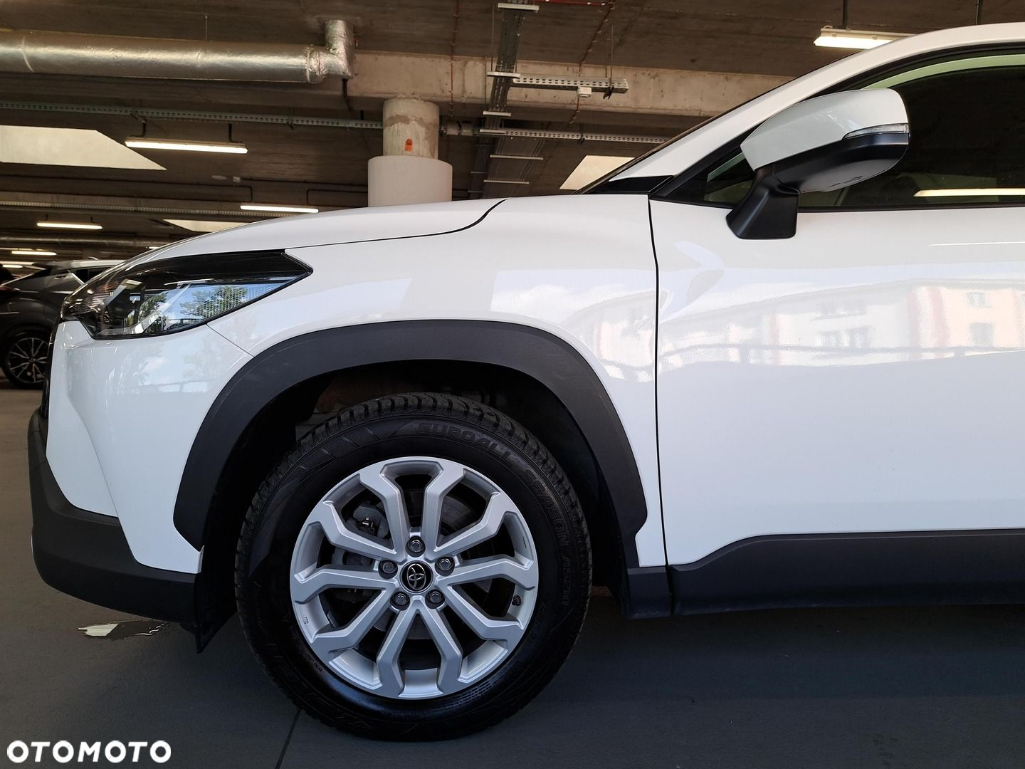 Toyota Corolla Cross - 34