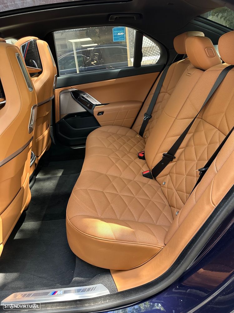 BMW i7 xDrive60 Pack Desportivo M Pro - 12