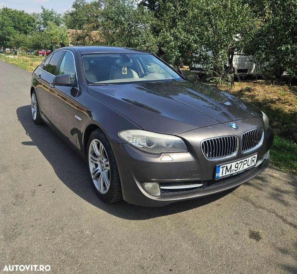 BMW Seria 5 ver-520d-aut- - 2