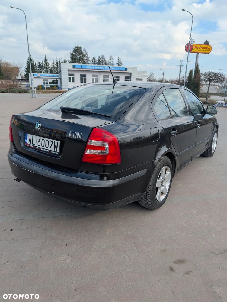 Skoda Octavia 1.6 Tour Classic - 6