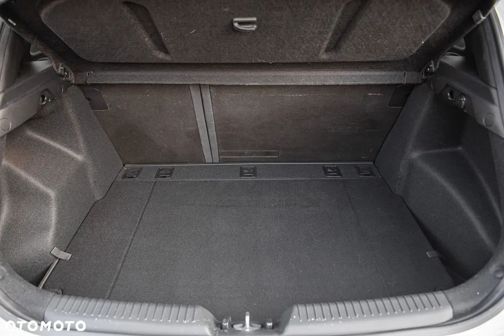 Hyundai i30 1.6 CRDi Automatik Trend - 34