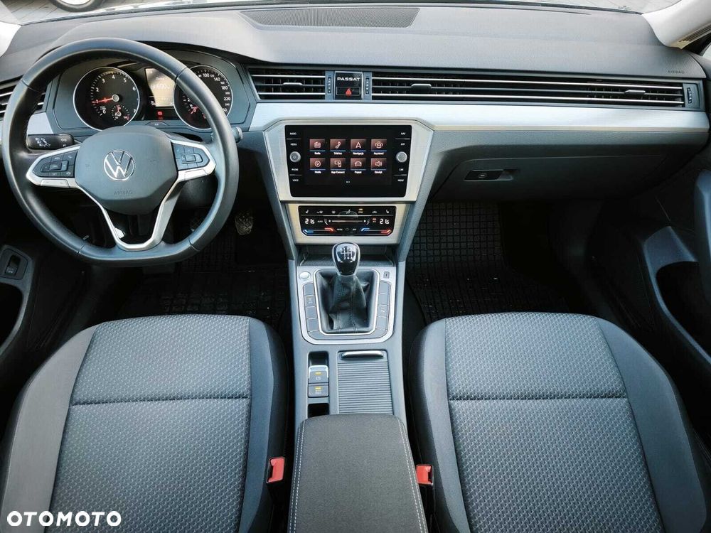 Volkswagen Passat Variant 1.5 TSI EVO Essence - 5