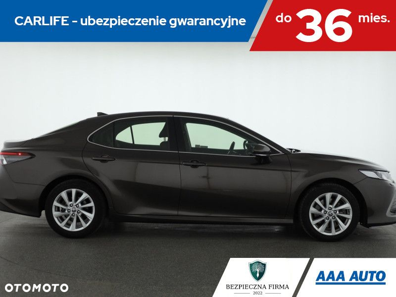 Toyota Camry - 7