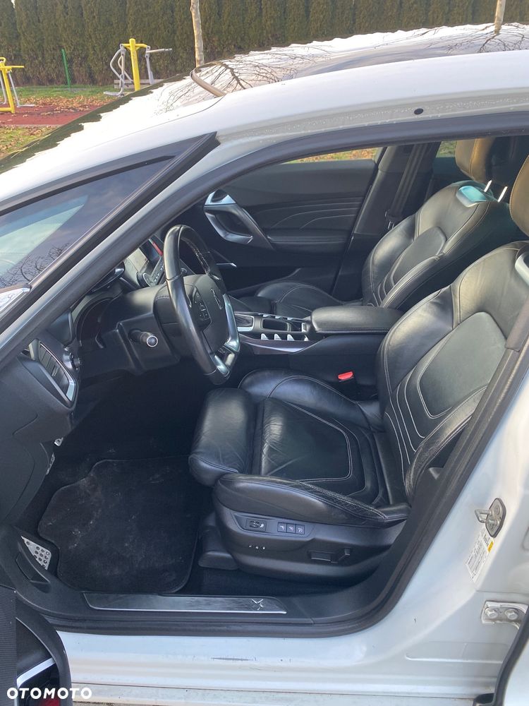 Citroën DS5 2.0 BlueHDi SportChic EAT6 - 7