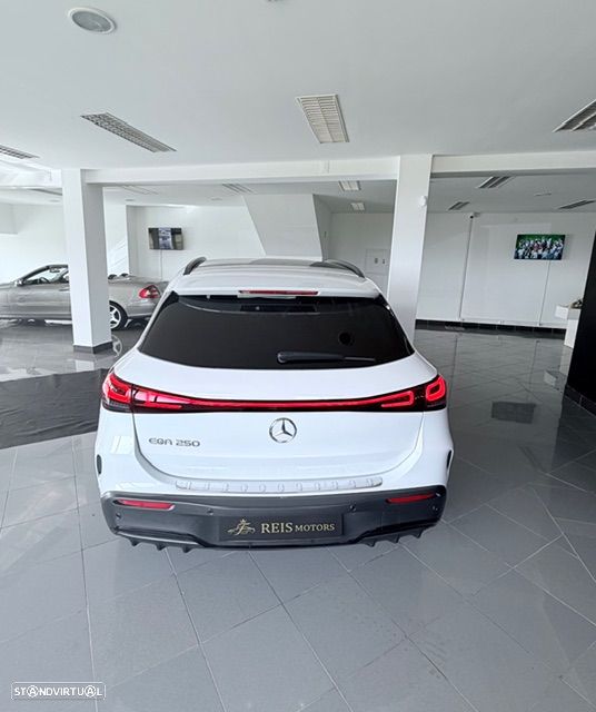 Mercedes-Benz EQA 250 AMG Line - 4