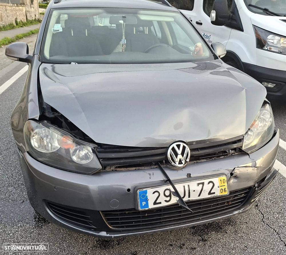 VW Golf Variant 1.6 TDi Confortline - 2